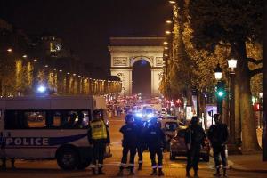Стрельба по полицейским в центре Парижа: ИГИЛ взяло на себя ответственность