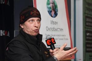 Охлобыстин посадил в один окоп легендарного Высоцкого и террориста Прилепина