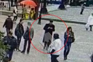 Взрыв в метро Питера: камера запечатлела предполагаемого виновника трагедии