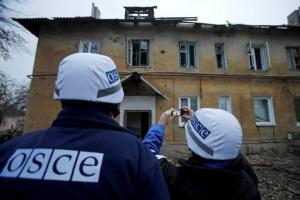 За выходные наблюдатели ОБСЕ зафиксировали свыше 450 взрывов в Донбассе