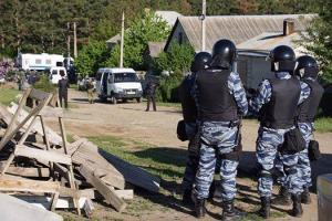 Силовики увезли крымского татарина в неизвестном направлении, за ним следует адвокат