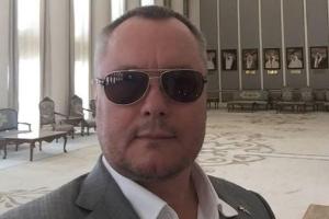 Народные депутаты Украины, чтобы не повторить судьбу Артеменко, отрекаются от двойного гражданства