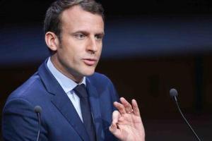 Невыгодный для Путина кандидат в президенты Франции Макрон побеждает по опросам