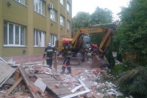 В Коломые произошел шокирующий инцидент: обвалилась стена местного колледжа