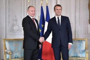 Сотник о встрече Путина и Макрона: "Великий и непревзойденный" стоял как престарелый двоечник и утирался