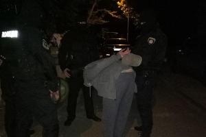 Столичная полиция задержала организатора борделя и пятерых сутенеров - видео