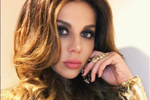 Мать троих детей Анна Седокова поразила шикарной фигурой