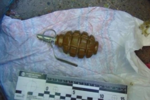 В Киеве на детской площадке нашли гранату