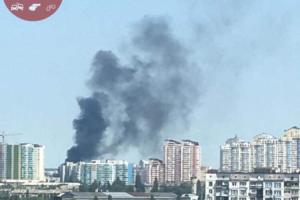 Пожар в Днепровском районе Киева: опубликованы фото и видео момента взрыва