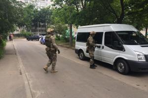 В Харькове проходят массовые обыски и изъятие машин с литовскими номерами