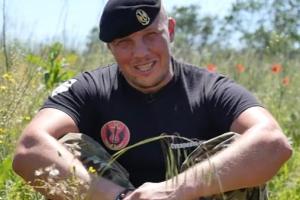 "Твой папа тебя защищает", - бойцы АТО трогательно поздравили с праздником маленьких украинцев