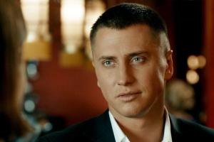 Актер Павел Прилучный показал свой мотоцикл