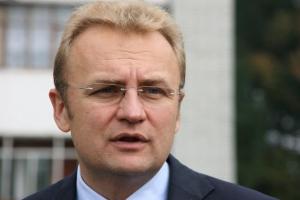 Садовый обвинил Гройсмана в цинизме и заявил, что просьбы о помощи для Львова откровенно игнорируются