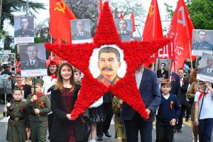 Назван самый популярный человек в России, и это не Путин