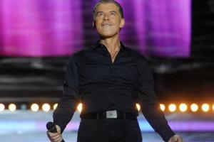 Олег Газманов опубликовал видео с отдыха: певец похвастался новым спиннером