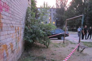 В Запорожье полицейские поймали мужчину, жестоко избившего патрульного