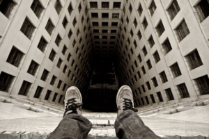 В Луцке молодые патрульные спасли 21-летнего парня от суицида