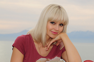 Певица Натали шокировала фигурой после родов