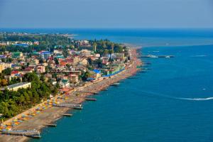 Черноморский курорт Коблево. Летний отдых на украинском Лазурном берегу