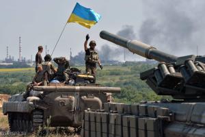 В результате обстрела со стороны боевиков украинский защитник получил пулевое ранение