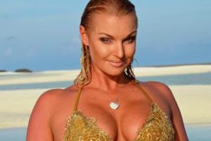 Балерина Анастасия Волочкова жестко выругалась на поклонников в Сети