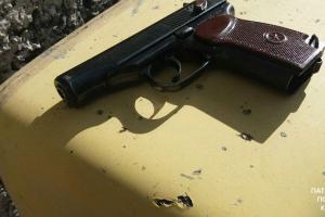 В Киеве задержали мужчин, стрелявших из автомобиля