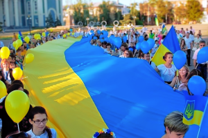 Третья годовщина освобождения от оккупации: Порошенко поздравил жителей Северодонецка, Лисичанска и Рубежного