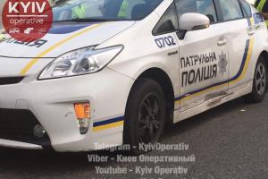 В Киеве произошло тройное ДТП с участием патрульного автомобиля