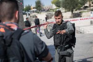 Появилось видео стрельбы в Иерусалиме на Храмовой горе: террористы убиты