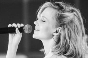 «Мужика хотела, вот и залетела»: Глюкозе досталось из-за разборок Лободы и Бузовой