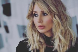 Певица Светлана Лобода показала свою дочь Евангелину