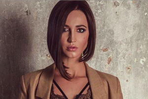 "Может и не красавица, но фигура у меня идеальная": Телеведущая Ольга Бузова порадовала снимком в купальнике