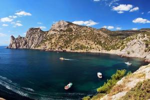 "Еще не сезон": В оккупированном Крыму продолжают ждать туристов