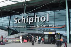 В Амстердаме задержали двух украинцев с ворованными кредитками