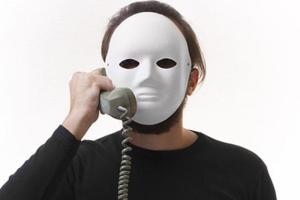 В Харьковской области мошенник выманил у 77-летней женщины 80000 гривен