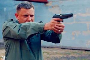 Прилепин рассказал, как Захарченко расстреливал ноутбуки, начитавшись в сети критики в свой адрес