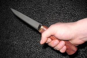 В Киеве мужчина жестоко убил сожительницу и порезал себе вены