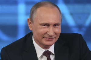 Путин взорвал Сеть, появившись в компании таинственной персоны