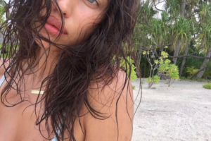 Ирина Шейк столкнулась с акулой на отдыхе