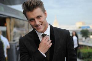 Певец Алексей Воробьев опубликовал полуобнаженное фото