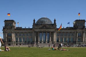 В Берлине задержали двоих китайцев за нацистское поведение