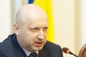 Турчинов о "Западе-17": Россия использует учения для достижения скрытых военно-политических целей