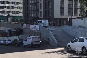 Труп в недостроенном доме: в Днепре застрелили мужчину, в городе объявлен план "Сирена"