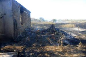 В результате загорания сухой травы в Николаевской области сгорел дом