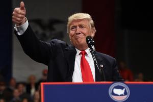 Трамп подписал законопроект об ужесточении санкций по отношению к РФ