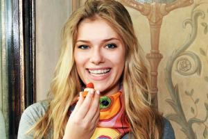 Внучка известной актрисы Алисы Фрейндлих вышла замуж: появились подробности