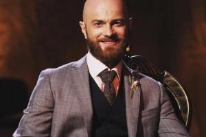 Танцор Владислав Яма впервые показал свою 85-летнюю бабушку