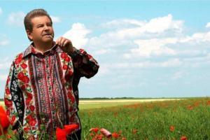 Юный карась: Поплавский взорвал соцсети снимком с отдыха