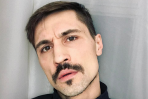 Певец Дима Билан порадовал фото со съемок нового сезона "Голос"