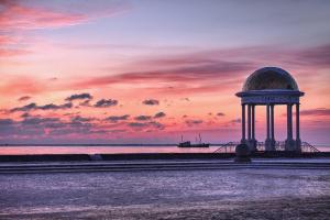 В сети опубликовали снимки из переполненных пляжей Бердянска